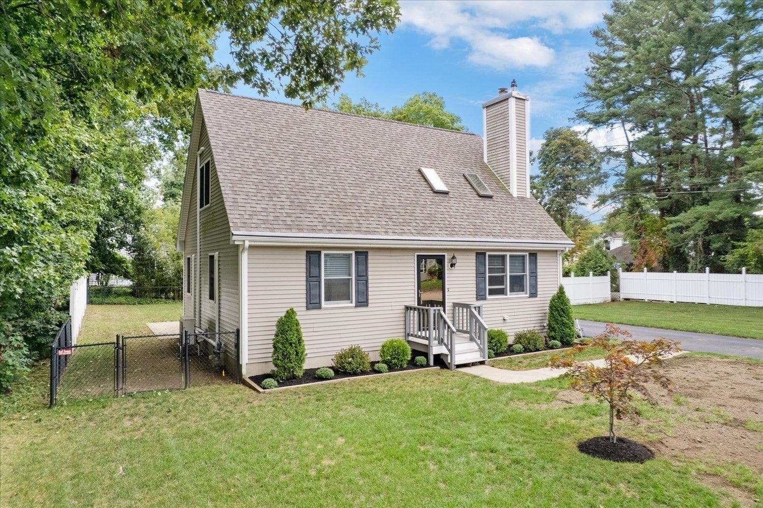 15 Crossman Ave, Attleboro, MA, 15 Crossman Ave, Attleboro, MA Photo #29