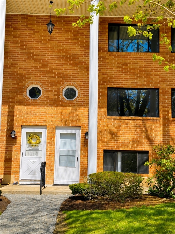 200 Farrwood Dr #200, Haverhill, MA, 200 Farrwood Dr #200, Haverhill, MA Photo #3