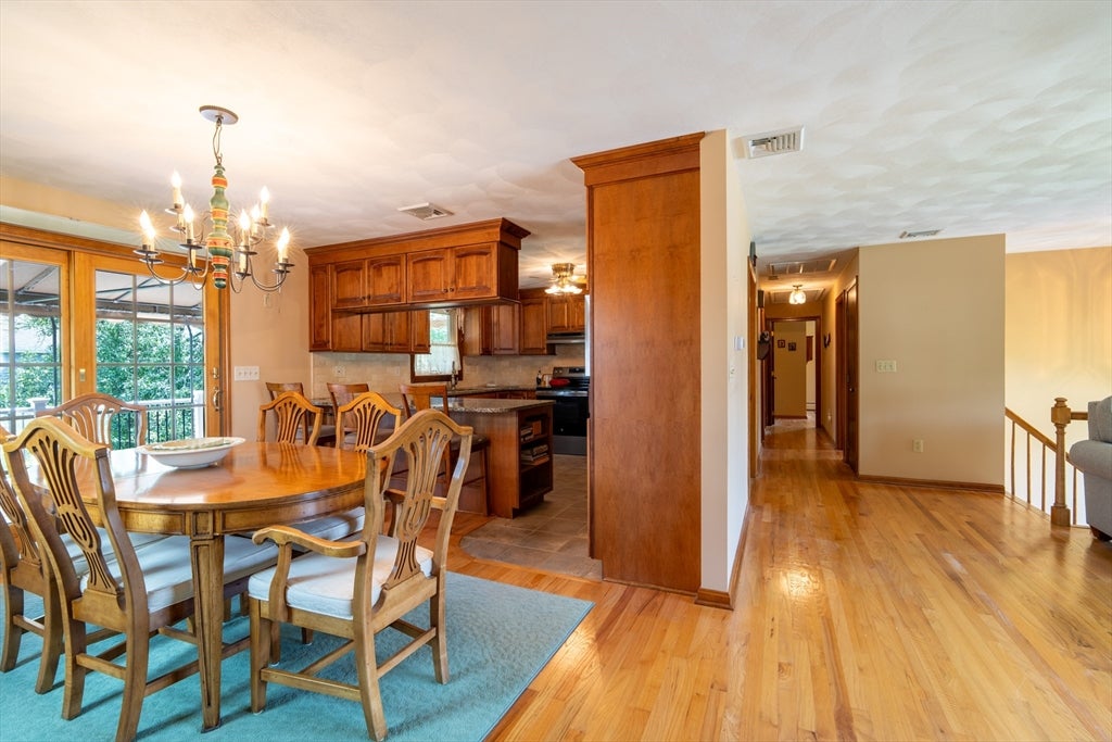 9 Kathleen Drive, Warren, RI, 9 Kathleen Drive, Warren, RI Photo #17