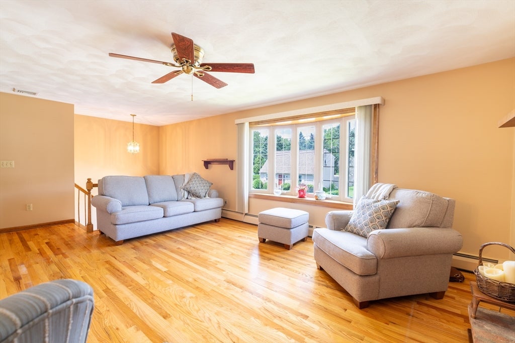 9 Kathleen Drive, Warren, RI, 9 Kathleen Drive, Warren, RI Photo #13