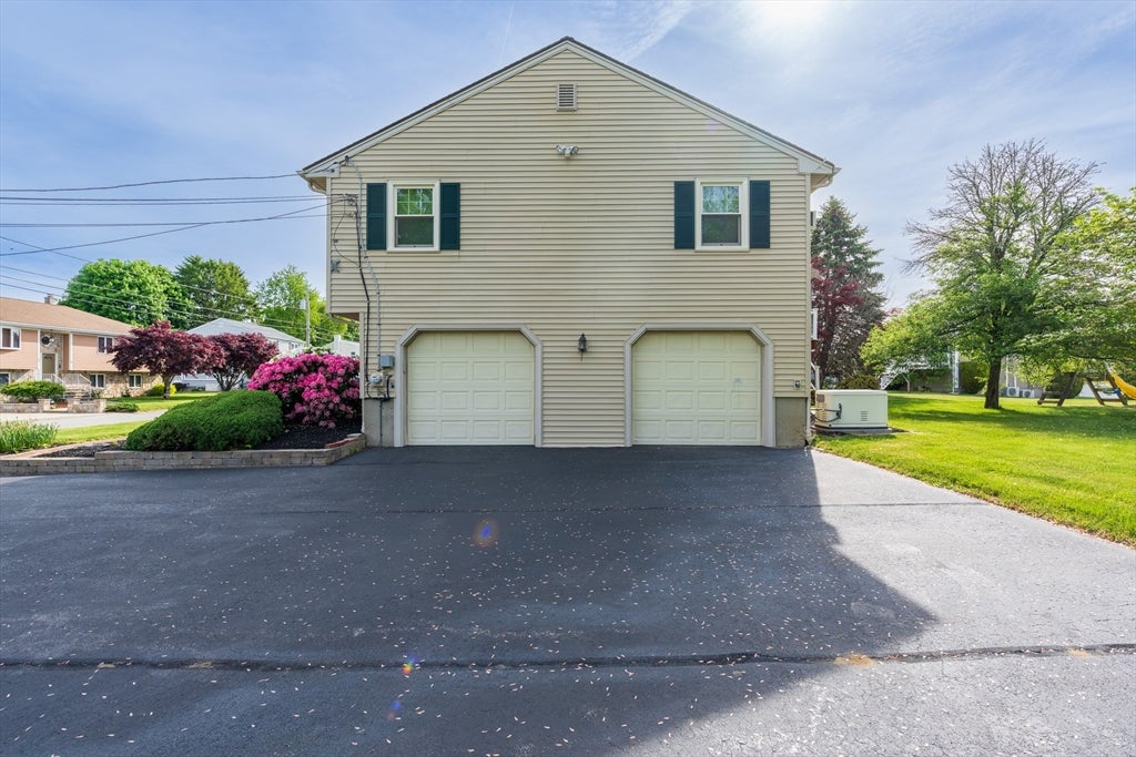 9 Kathleen Drive