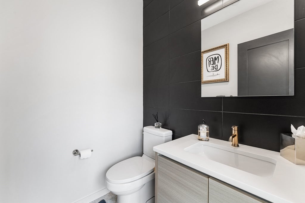 100 A St #2, Boston, MA, 100 A St #2, Boston, MA Photo #22
