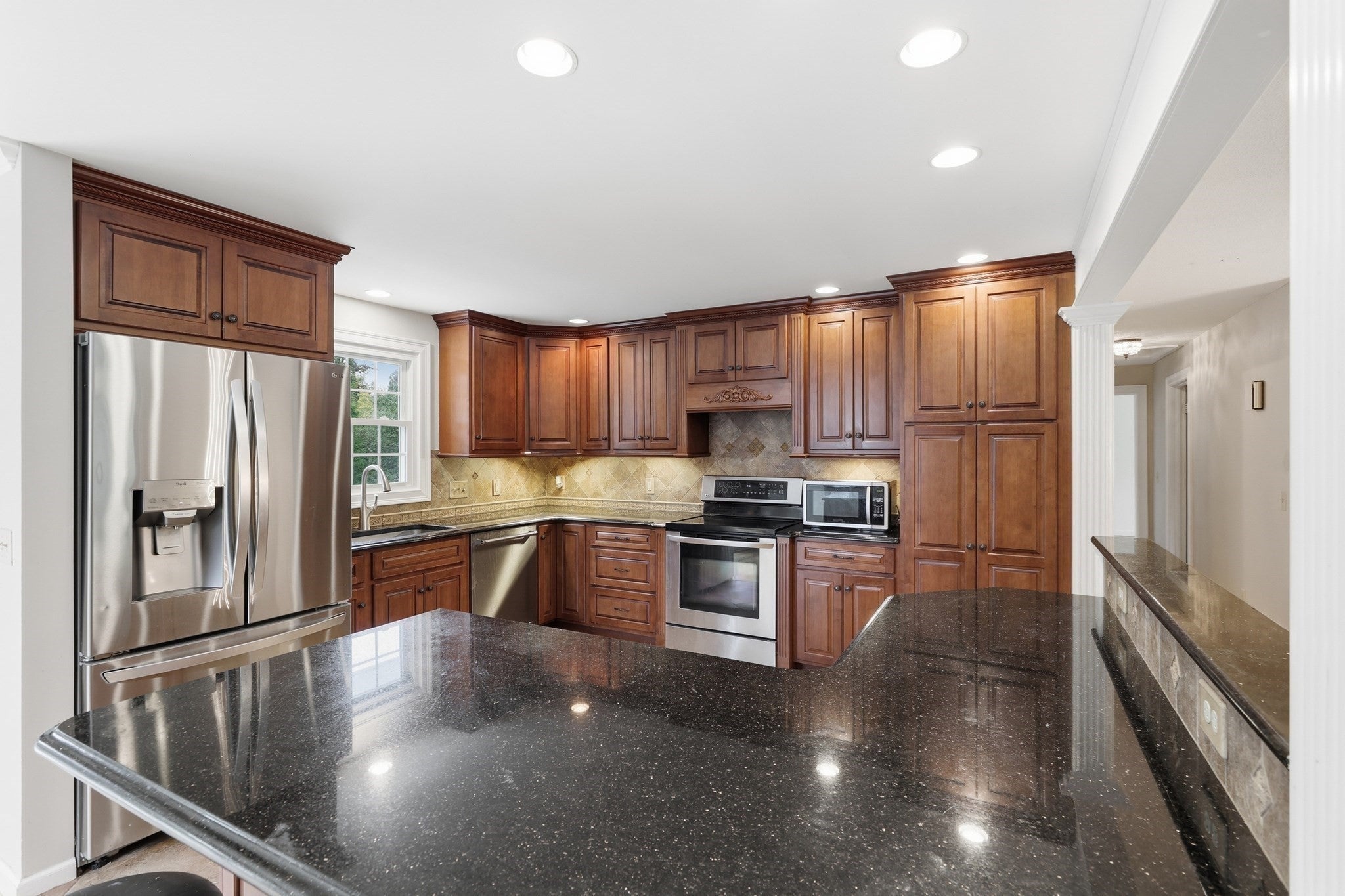 684 Maple Rd, Longmeadow, MA, 684 Maple Rd, Longmeadow, MA Photo #13