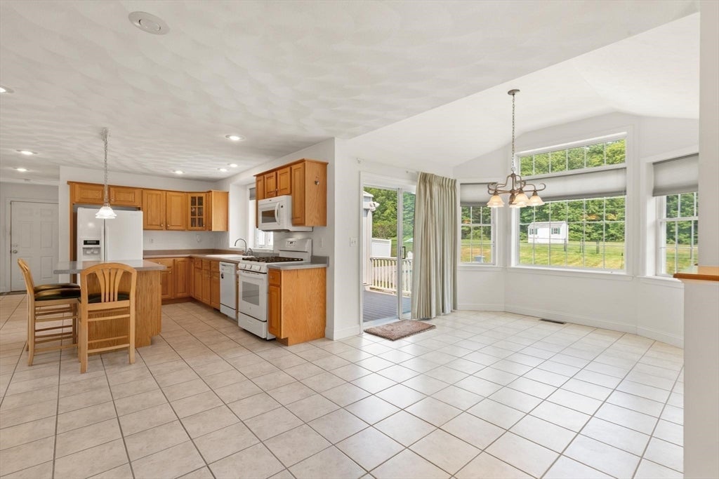 29 Hadley Road, Pepperell, MA, 29 Hadley Road, Pepperell, MA Photo #7