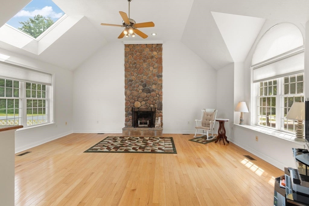 29 Hadley Road, Pepperell, MA, 29 Hadley Road, Pepperell, MA Photo #10