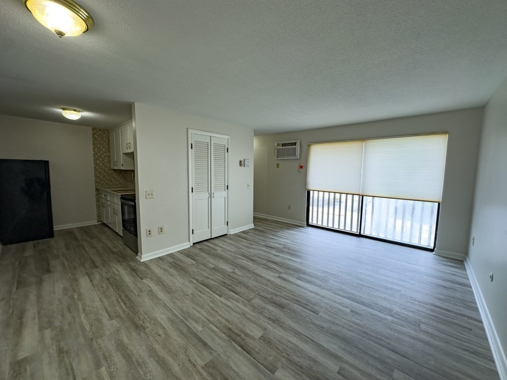 172 River St B7