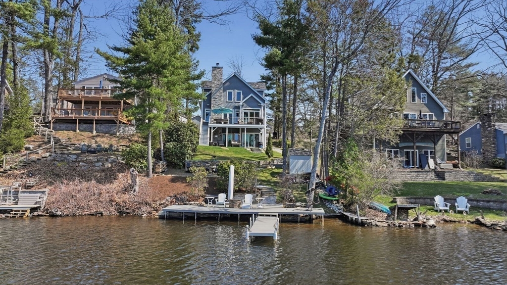19 Lakeridge Drive