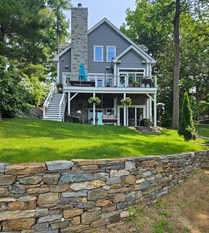 19 Lakeridge Drive
