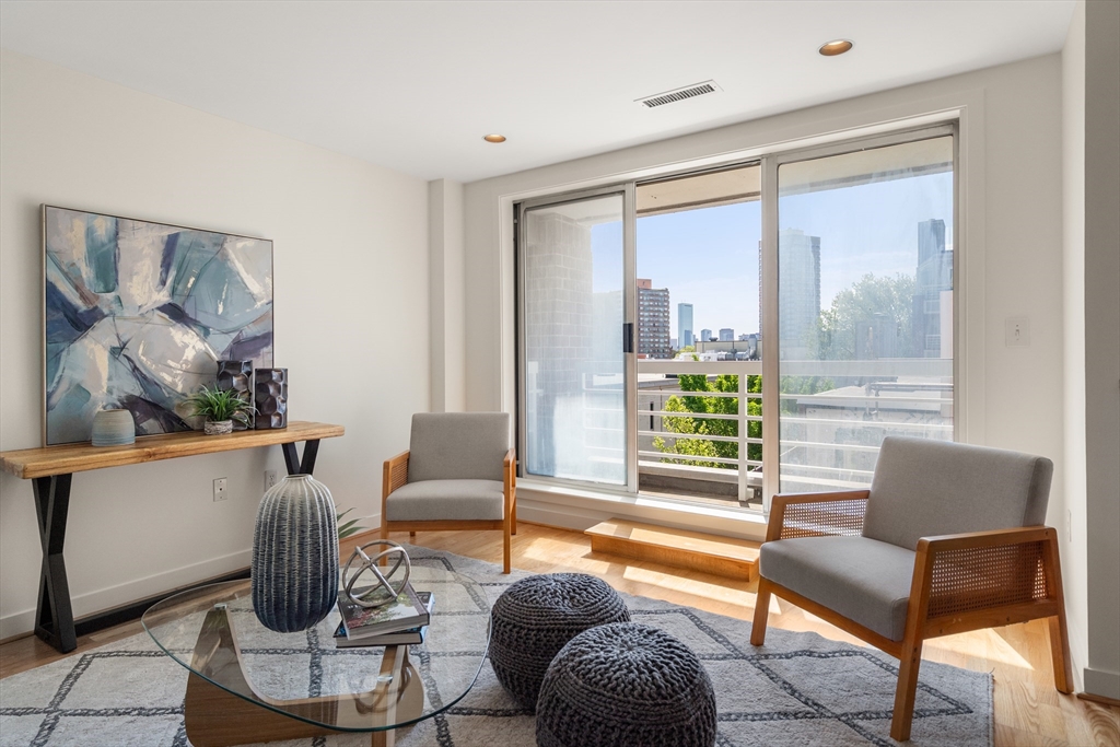 20 Chestnut Street 406