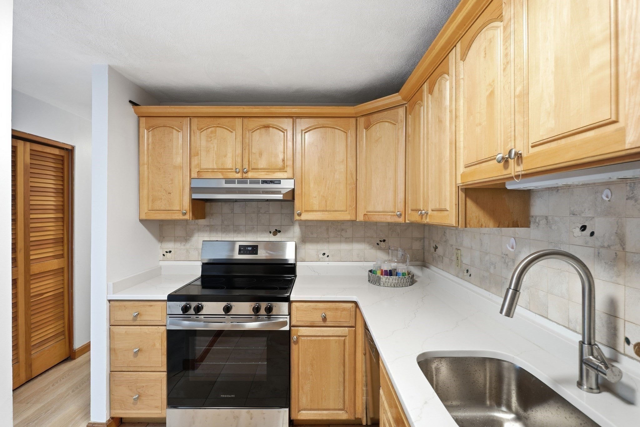 48 Great Rd #18, Acton, MA, 48 Great Rd #18, Acton, MA Photo #8
