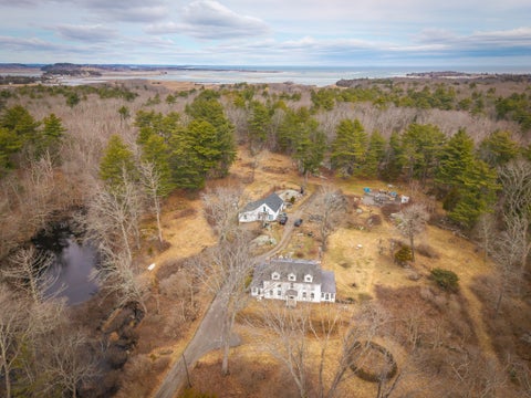 Photo of 5 Roberts Ct, Gloucester, MA 01930 (MLS # 73586252)