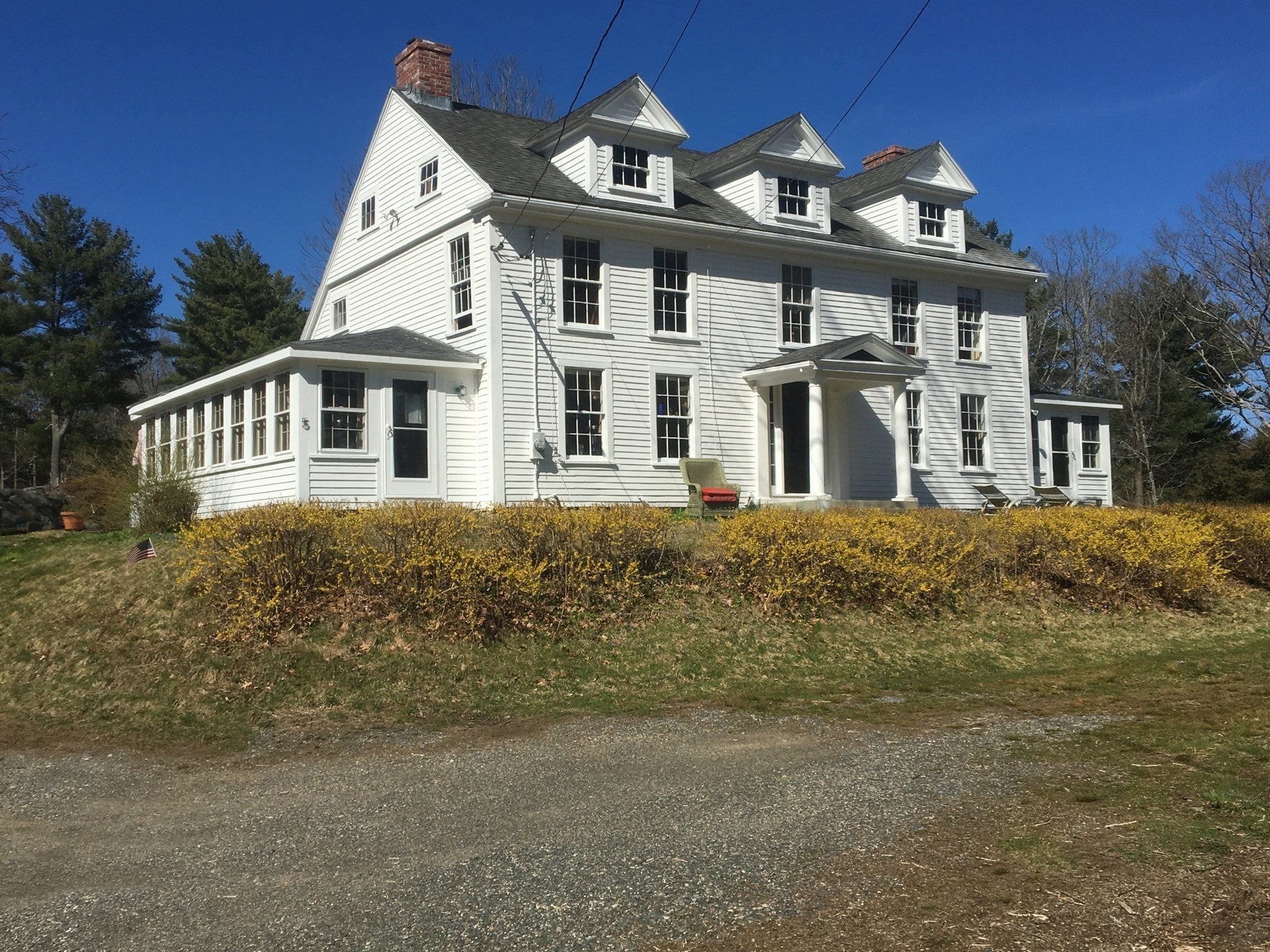 5 Roberts Ct