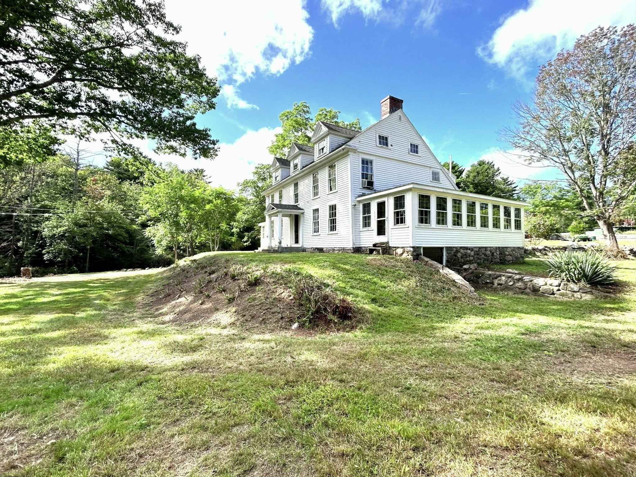 5 Roberts Ct
