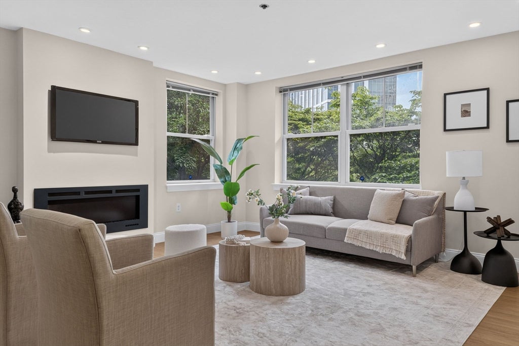 150 Staniford St 331