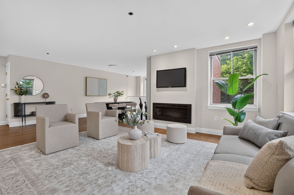 150 Staniford St 331