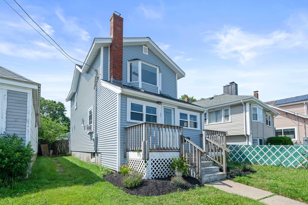 807 Sea Street