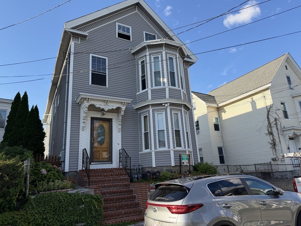 61 Butterfield St