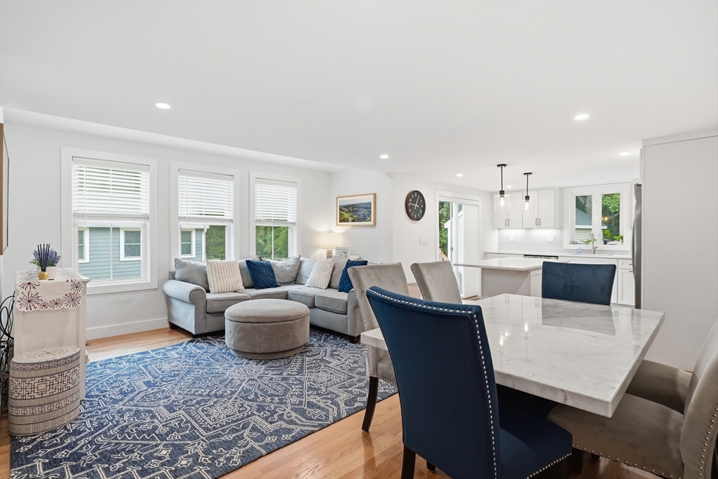 42 Messinger St 42