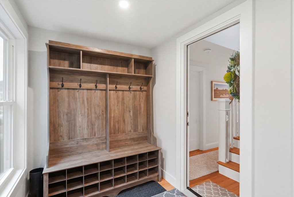 42 Messinger St 42