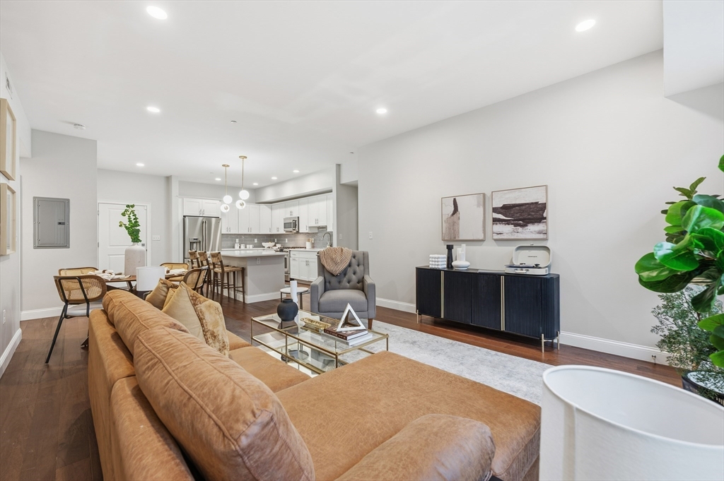 170 West Broadway 311