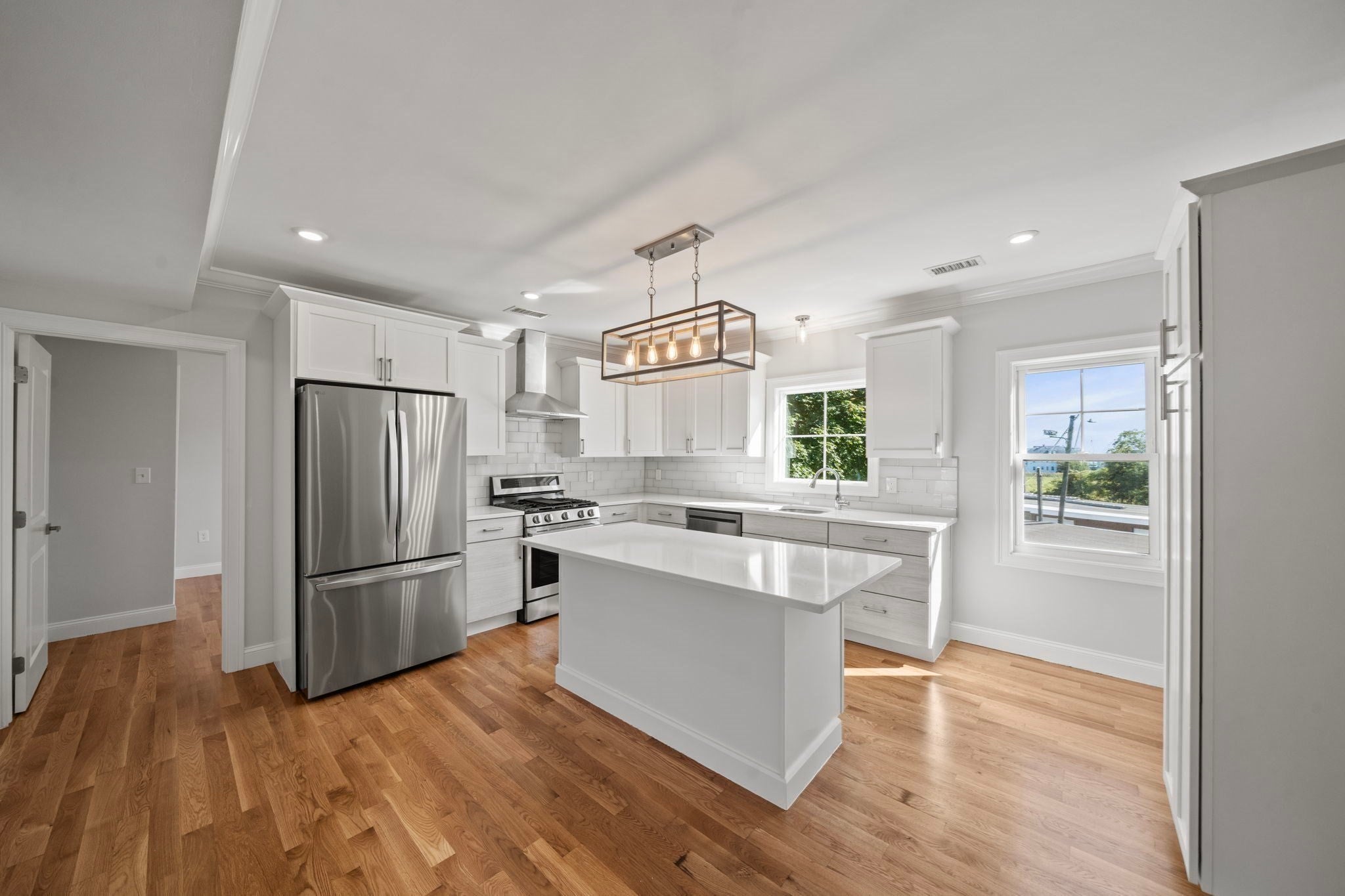 62 Pleasant St #2, Winthrop, MA, 62 Pleasant St #2, Winthrop, MA Photo #6