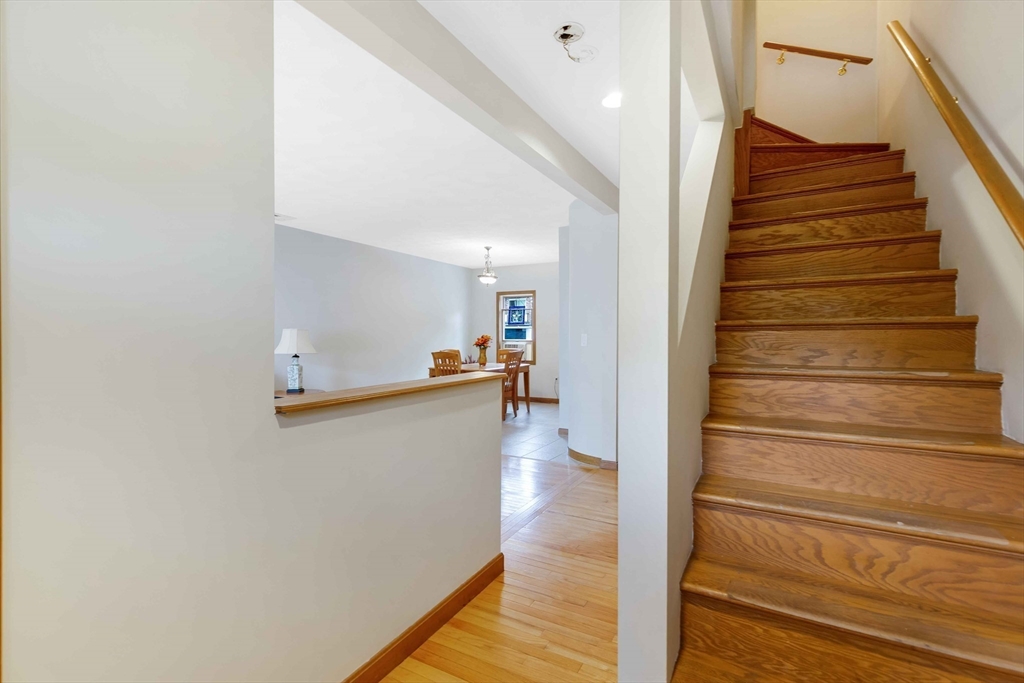 23 Waverly Pl 23