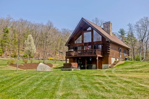 2136 Baptist Hill Rd Palmer MA 01069