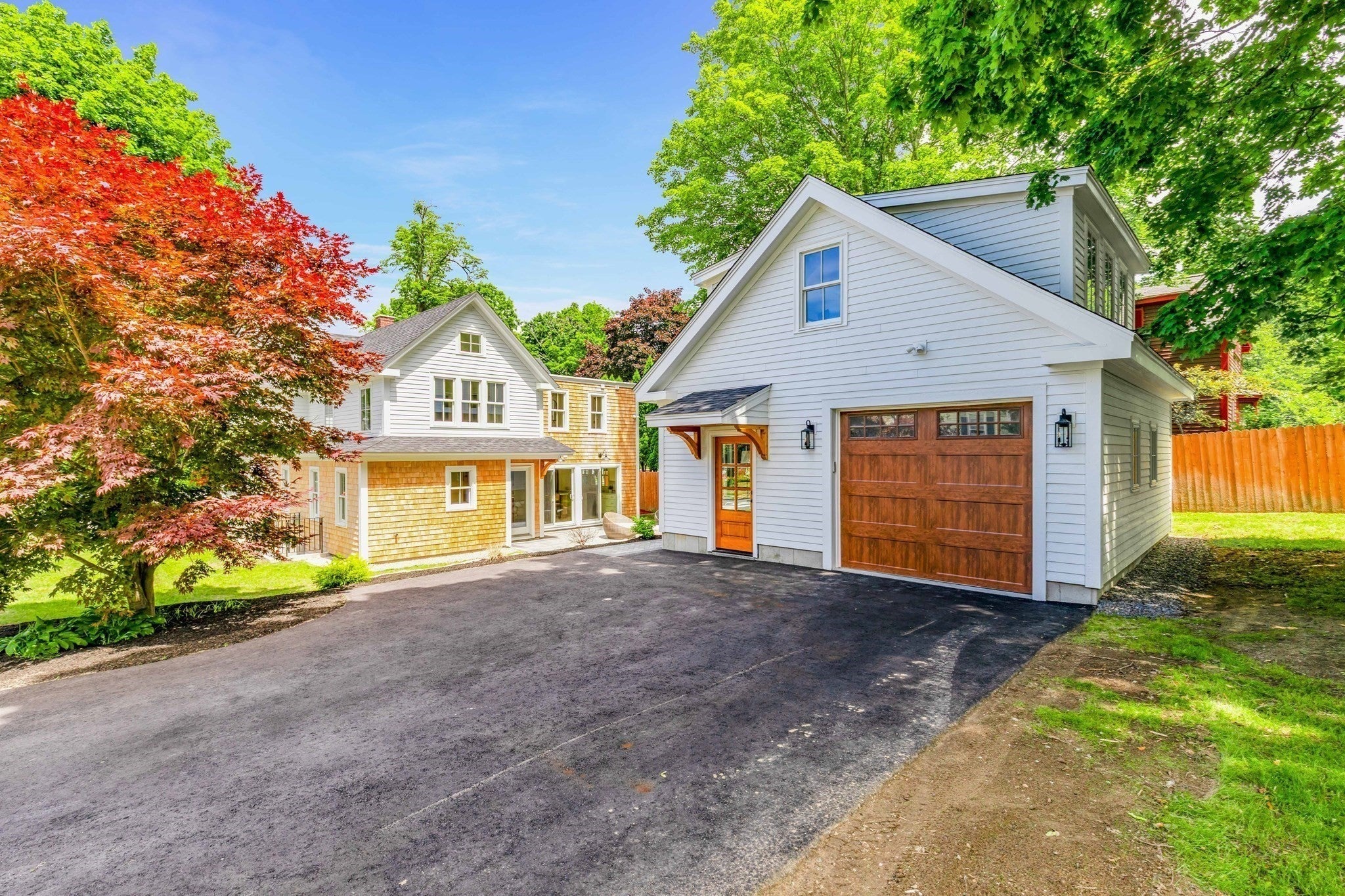 1 Plummer Ave