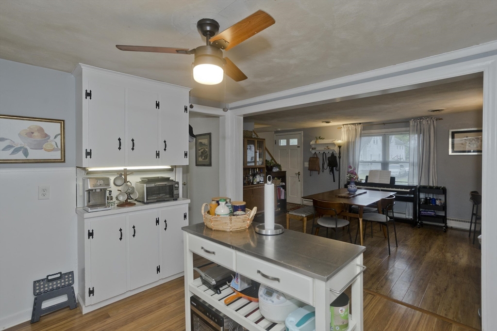 28 Hastings St