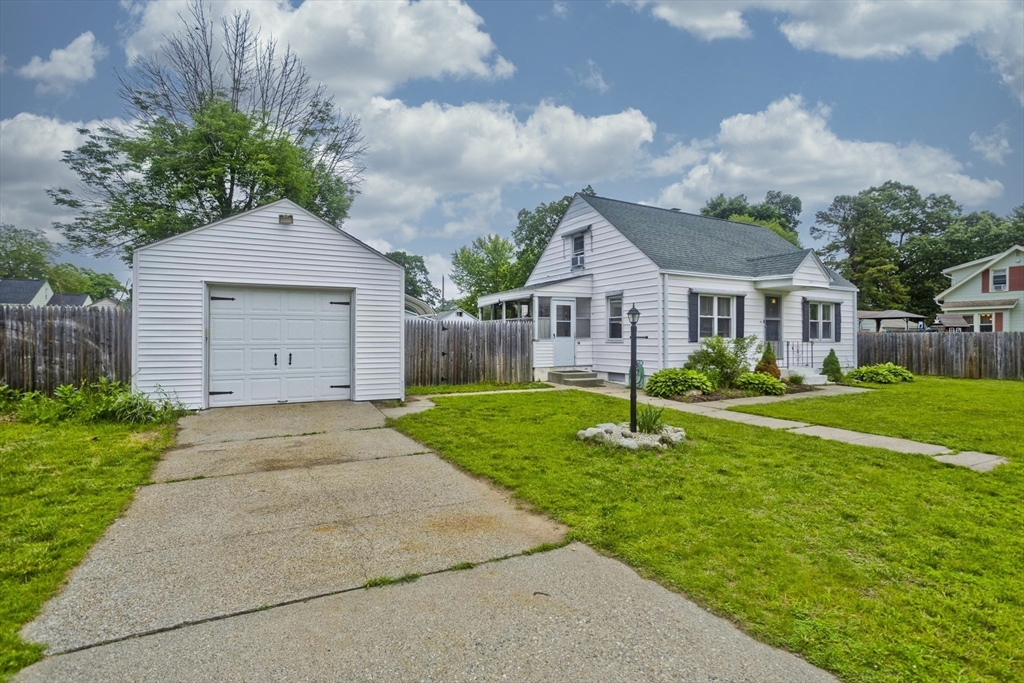 28 Hastings St
