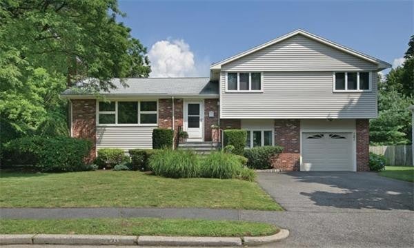 Photo of 121 Andrew Street, Newton, MA