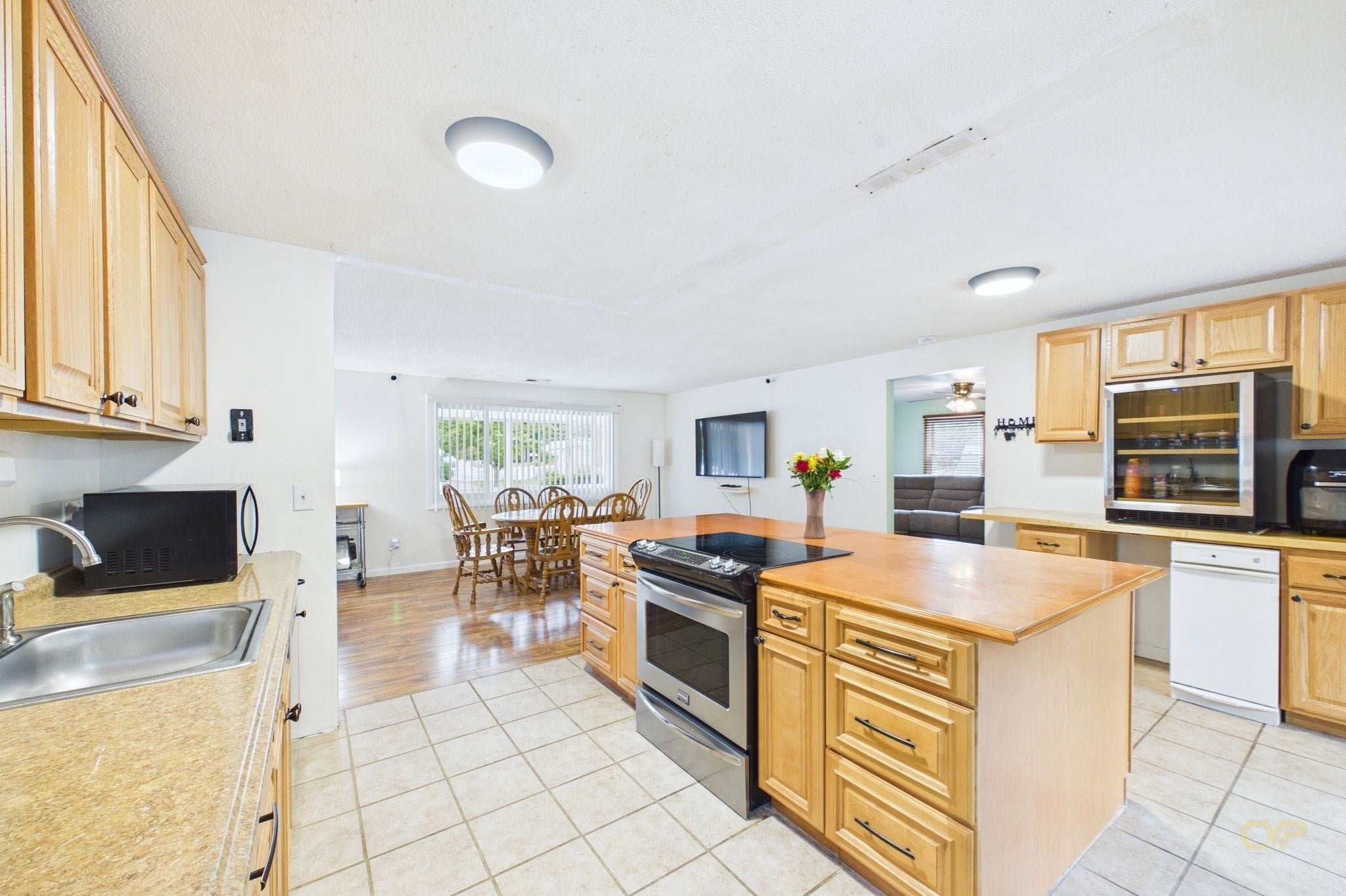 186 Powderhorn Dr, Taunton, MA, 186 Powderhorn Dr, Taunton, MA Photo #7