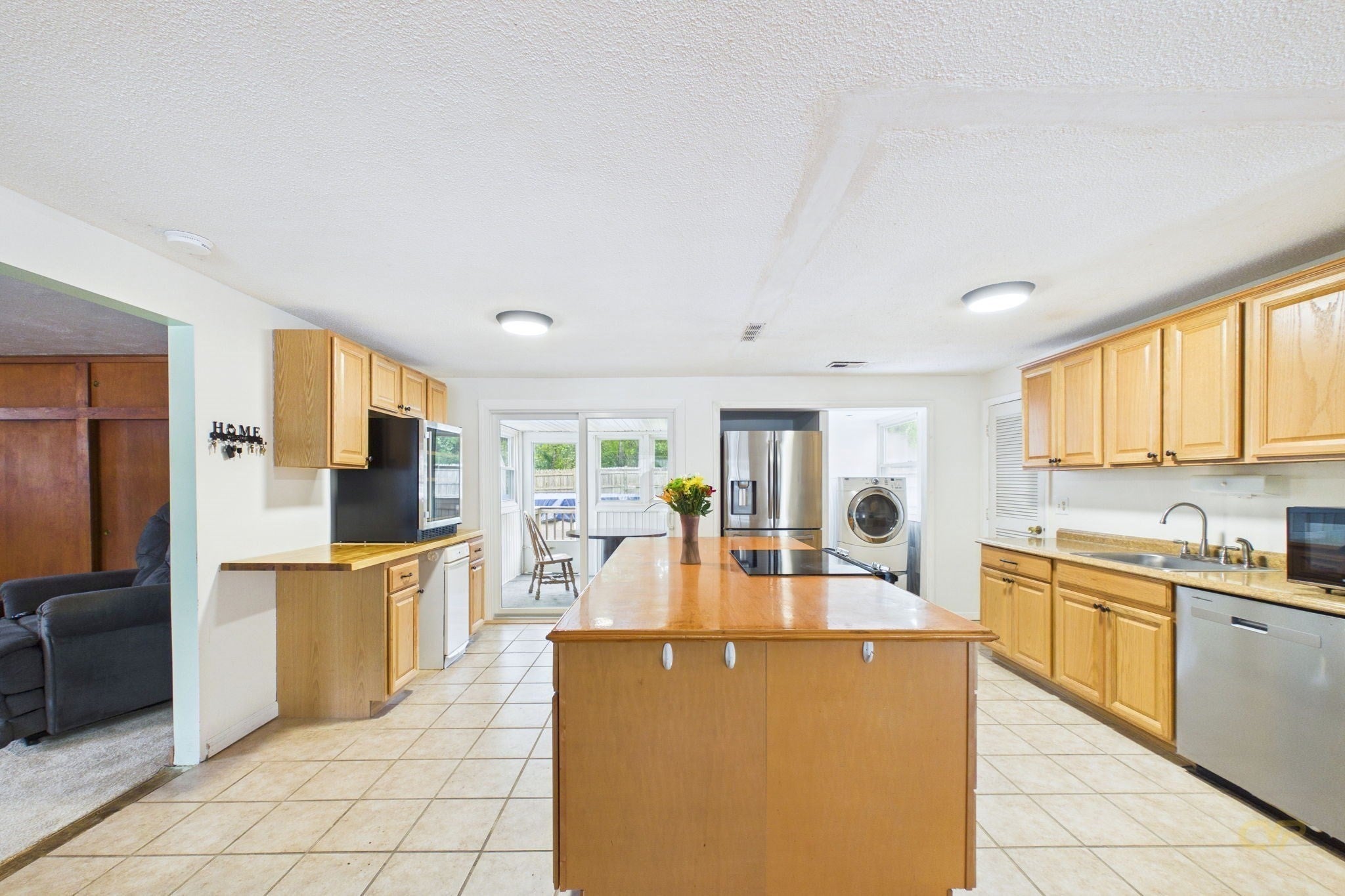 186 Powderhorn Dr, Taunton, MA, 186 Powderhorn Dr, Taunton, MA Photo #6
