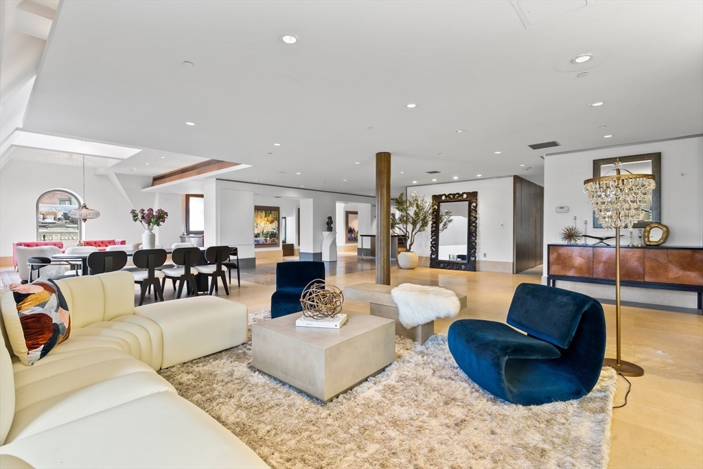 314 Commonwealth Ave 4