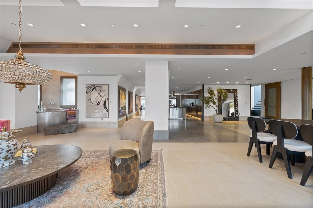 314 Commonwealth Ave 4