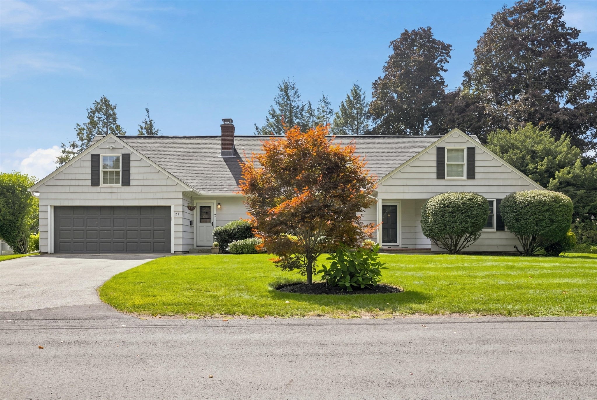 21 Woodbridge Rd