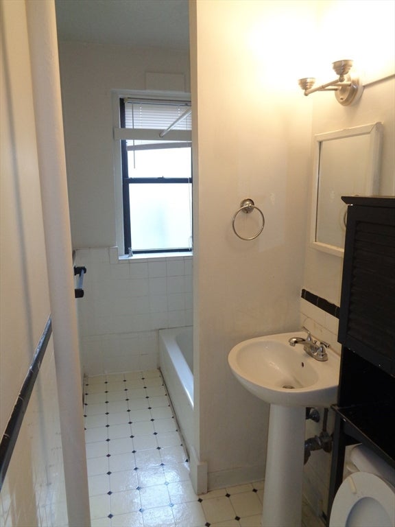 66 Queensberry Street #315, Boston, MA, 66 Queensberry Street #315, Boston, MA Photo #2