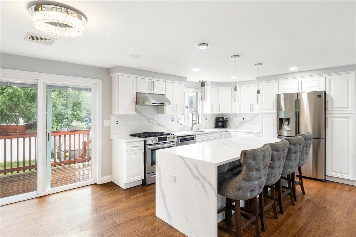 7 Alyssum Dr, Billerica, MA Photo #12