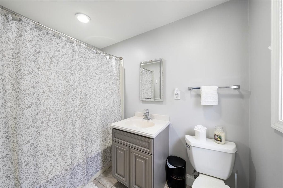 7 Alyssum Dr, Billerica, MA Photo #20