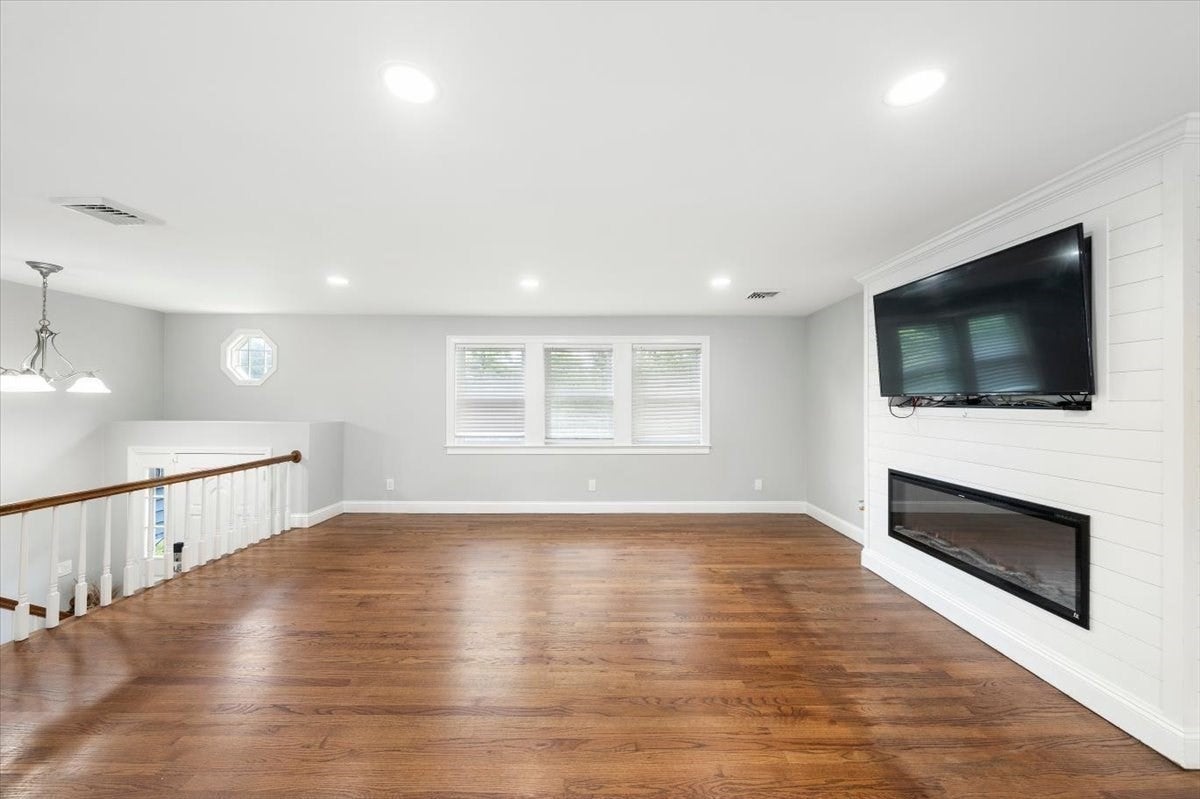 7 Alyssum Dr, Billerica, MA Photo #16
