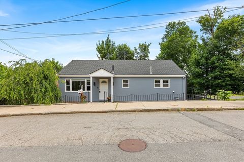 138 Dartmouth St Everett MA 02149