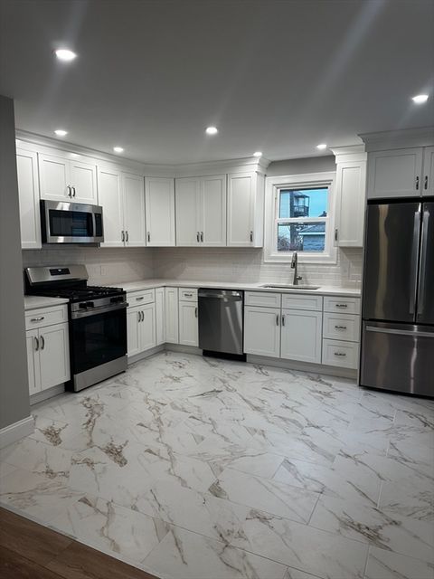 Photo of 123 Whitman St #3, New Bedford, MA 02745 (MLS # 73483691)