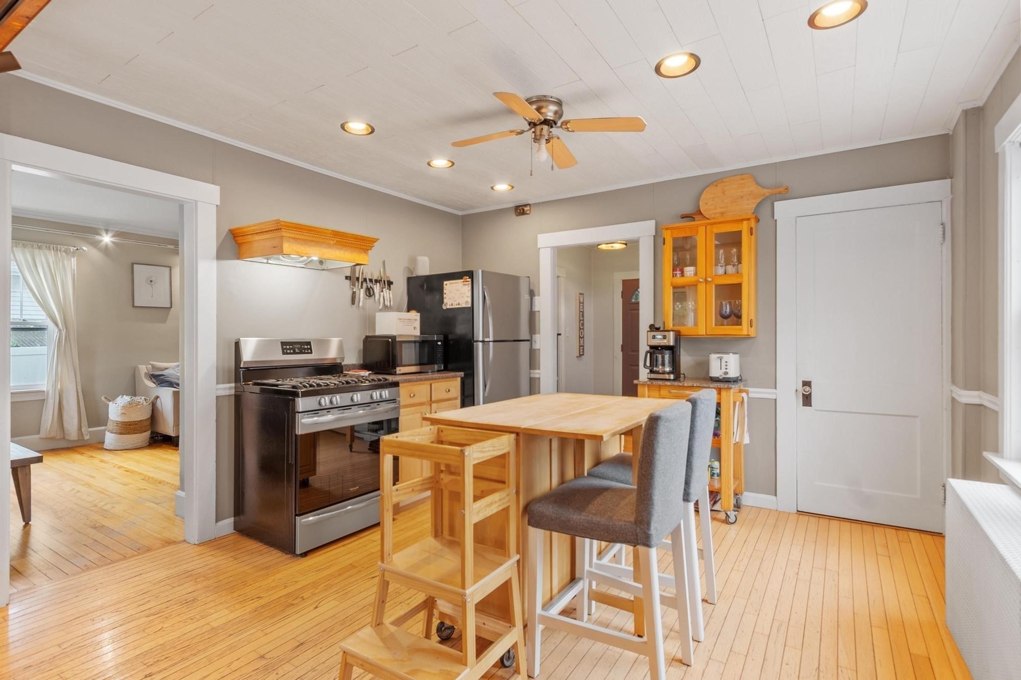 48 Walnut St, Hudson, MA, 48 Walnut St, Hudson, MA Photo #11