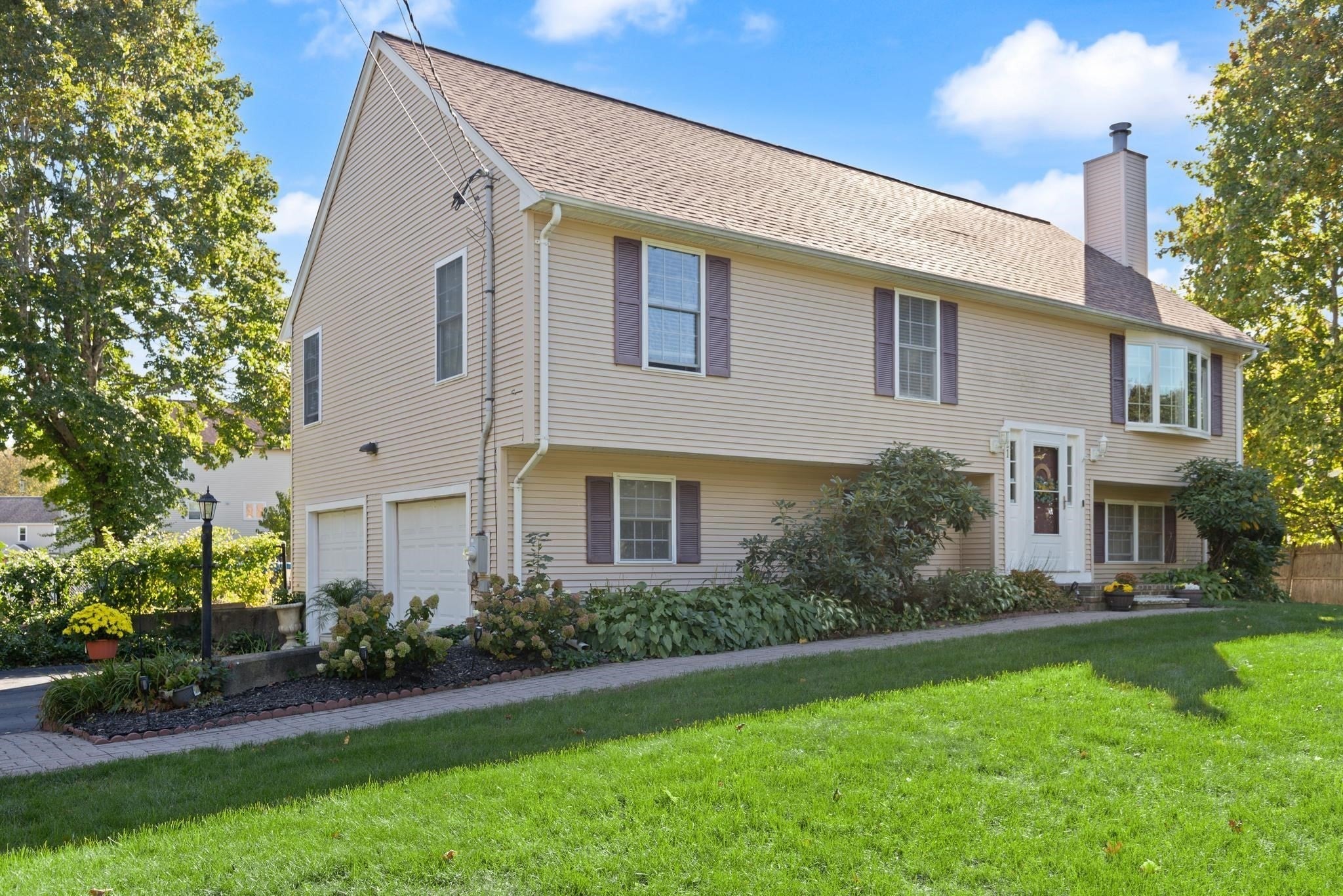 Photo of 21 Wales Ave, Stoughton, MA