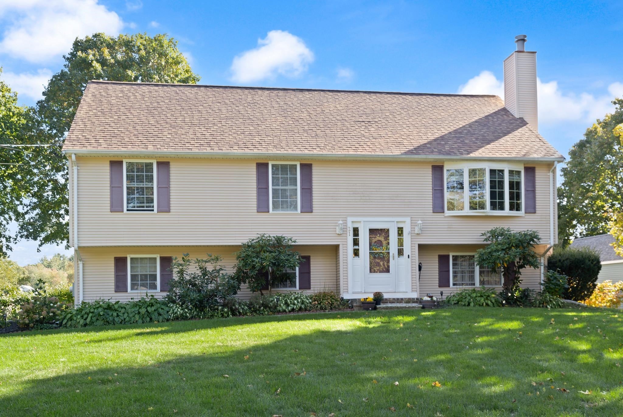 21 Wales Ave, Stoughton, MA, 21 Wales Ave, Stoughton, MA Photo #2