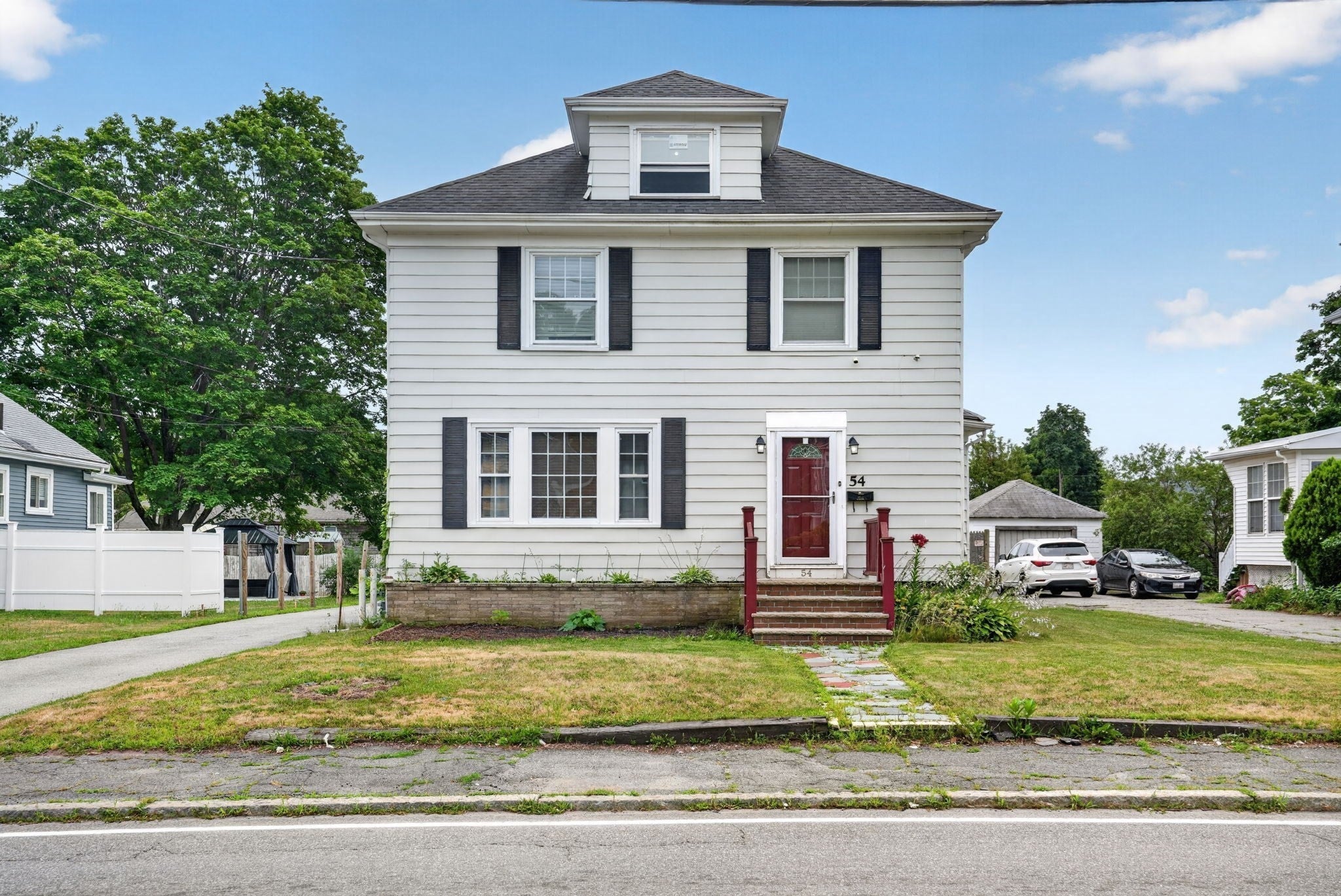 54 Oak St, Brockton MA 02301