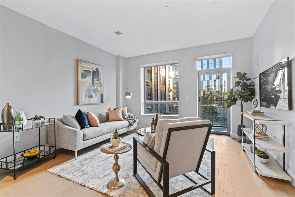 100 Shawmut Ave 912