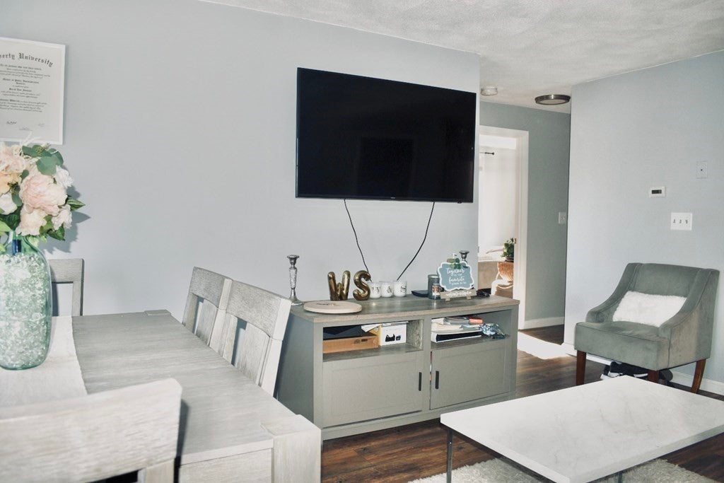 358 Broadway #19, Lynn, MA, 358 Broadway #19, Lynn, MA Photo #4