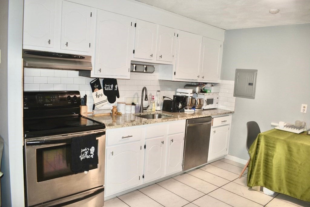358 Broadway #19, Lynn, MA, 358 Broadway #19, Lynn, MA Photo #11