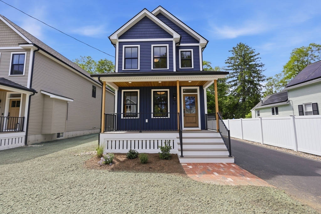 33 Landy Ave